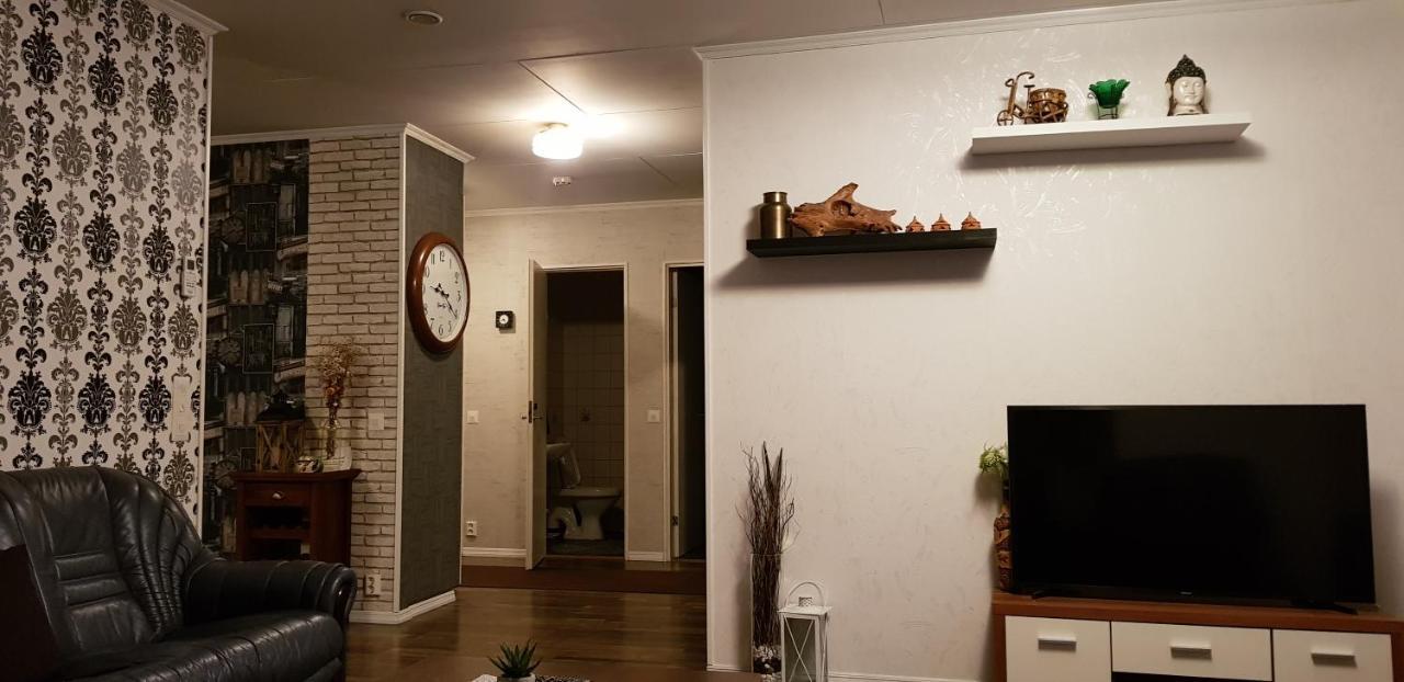 4 Bedrooms Near Center - Kranni 波里 外观 照片