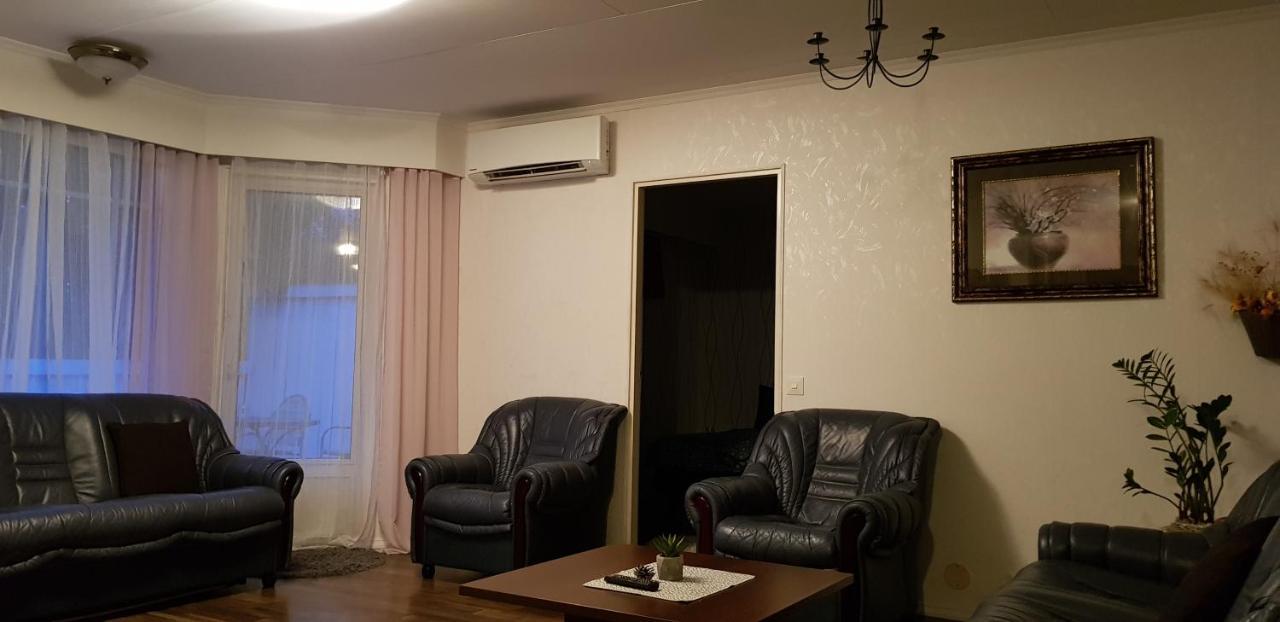 4 Bedrooms Near Center - Kranni 波里 外观 照片