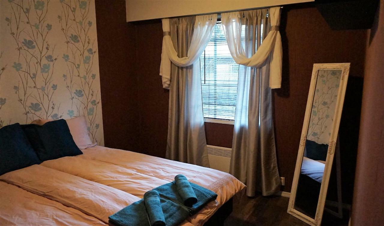 4 Bedrooms Near Center - Kranni 波里 外观 照片